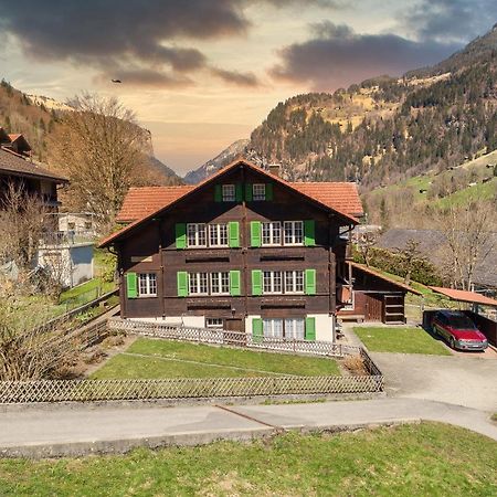 Appartamento Chalet Pironnet With Best Views, Charm And Comfort! Lauterbrunnen Esterno foto